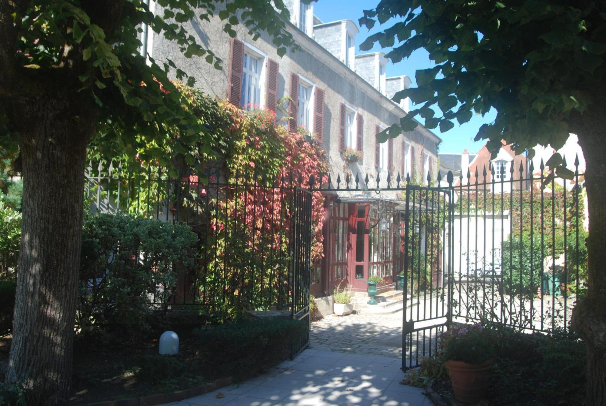 Manoir De Boisvillers Argenton Sur Creuse Exterior photo